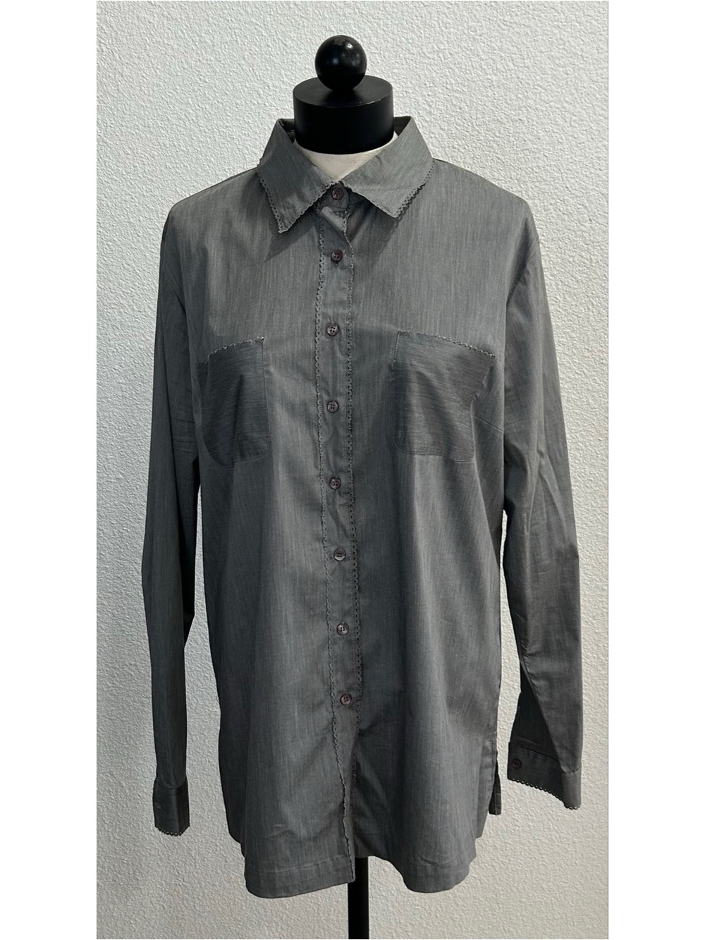 Vintage ICE Women’s Button Down Long Sleeve Shirt Size XL Gray Cotton Láser Cut